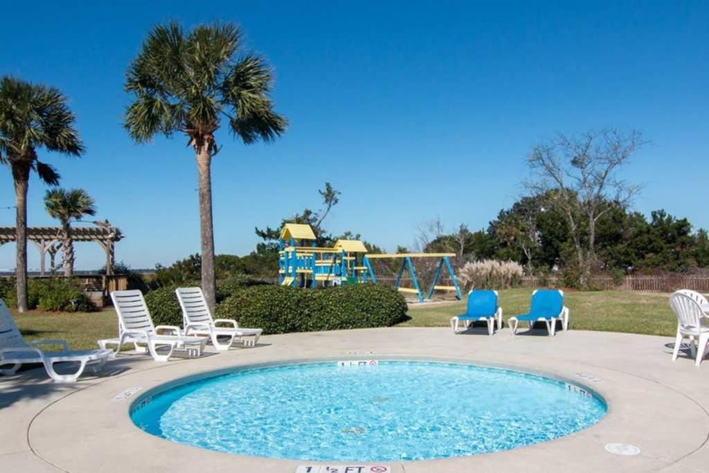 Pelican Point Unobstructed Beach Views Beach Access Out Back Door! Harbor Island 외부 사진