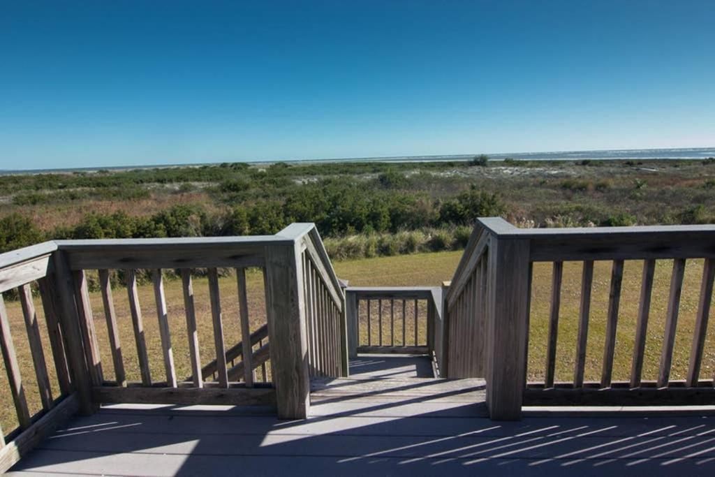 Pelican Point Unobstructed Beach Views Beach Access Out Back Door! Harbor Island 외부 사진